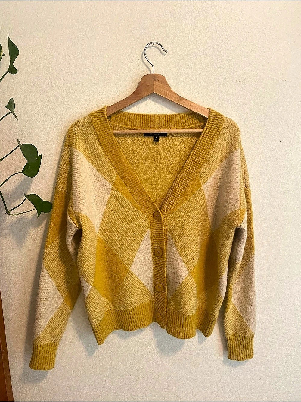 Argyle Cardigan in Mustard & Beige Size Small Like New